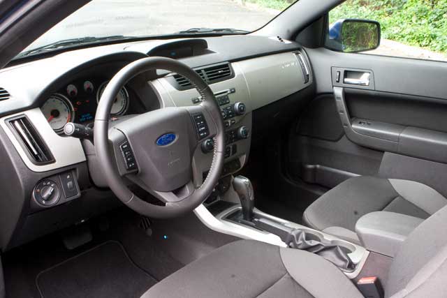 Mmfp_081000_04_z 2009_ford_focus