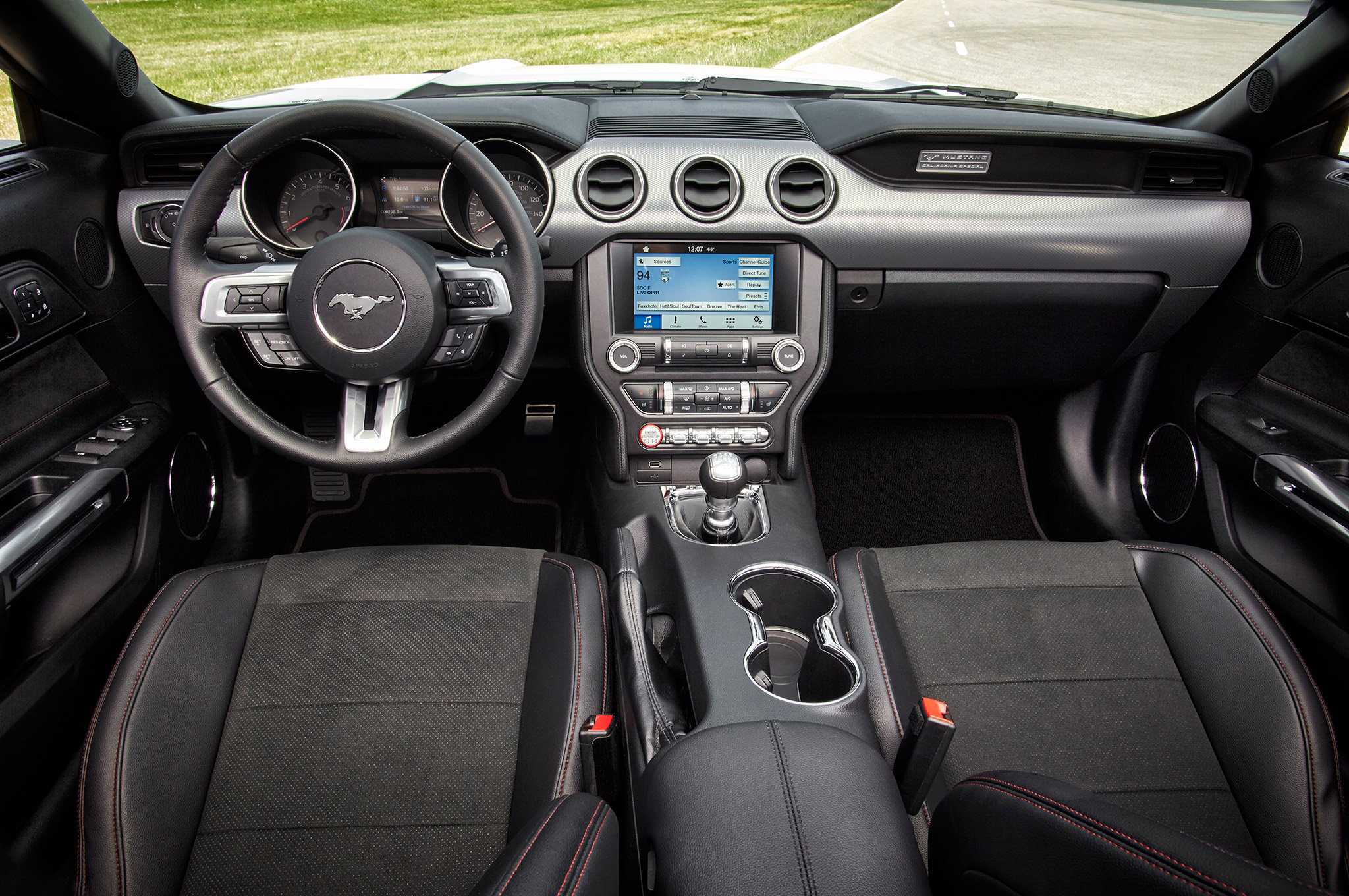 2016 Ford Mustang Interior Photo 113884040 Unveils 2016 Ford Mustang Interior