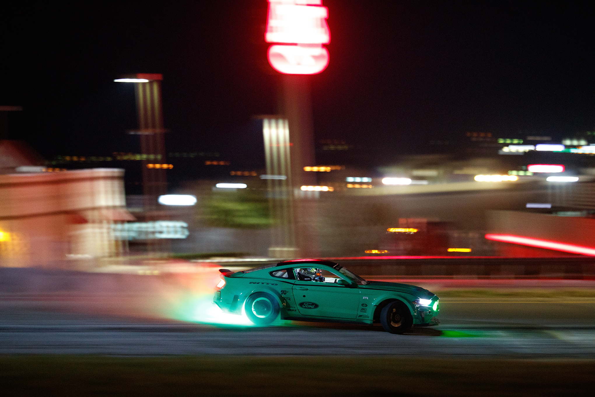001 Gittin Cloverleaf Drift
