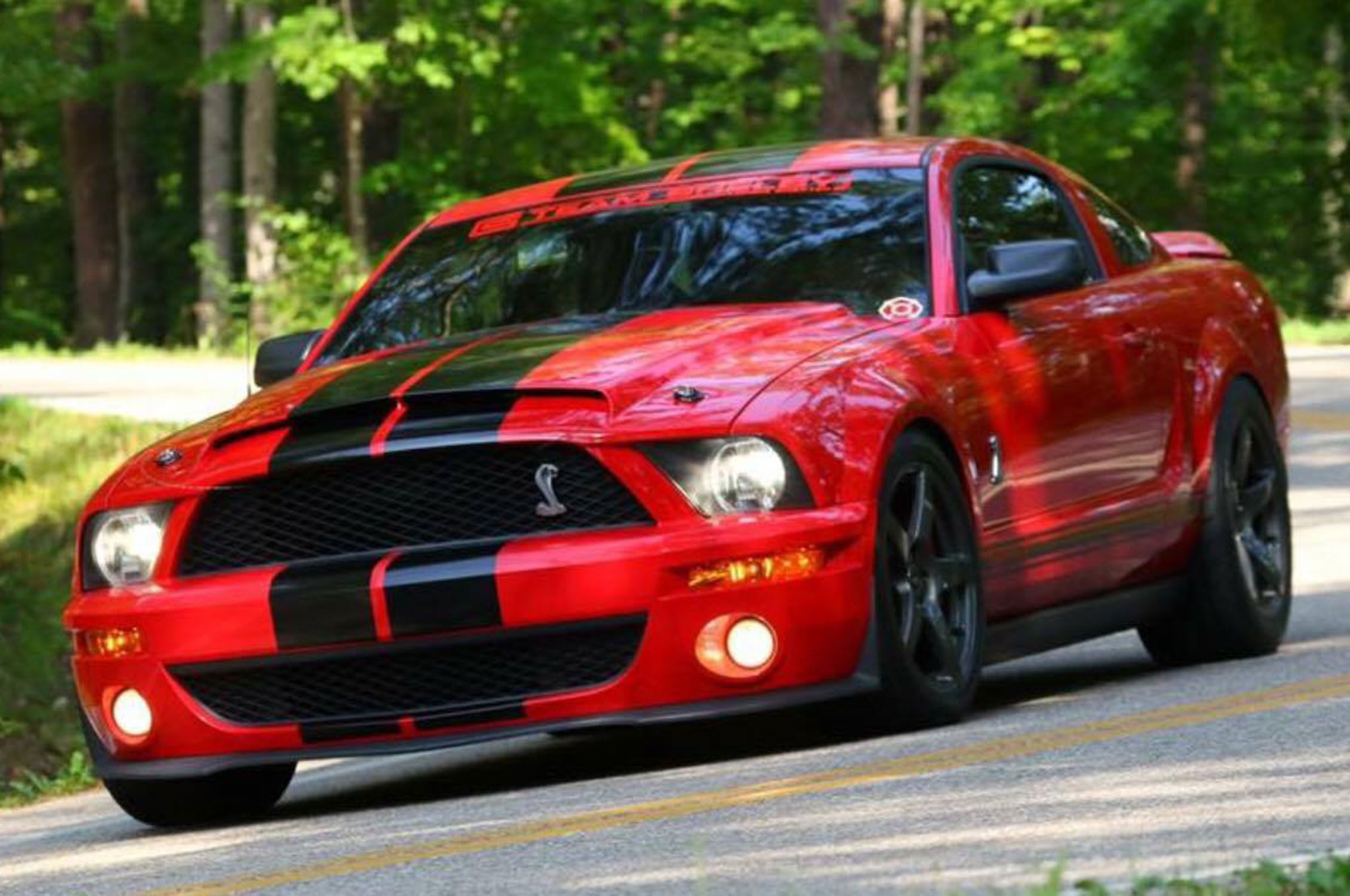 2009 Ford Mustang Red Black
