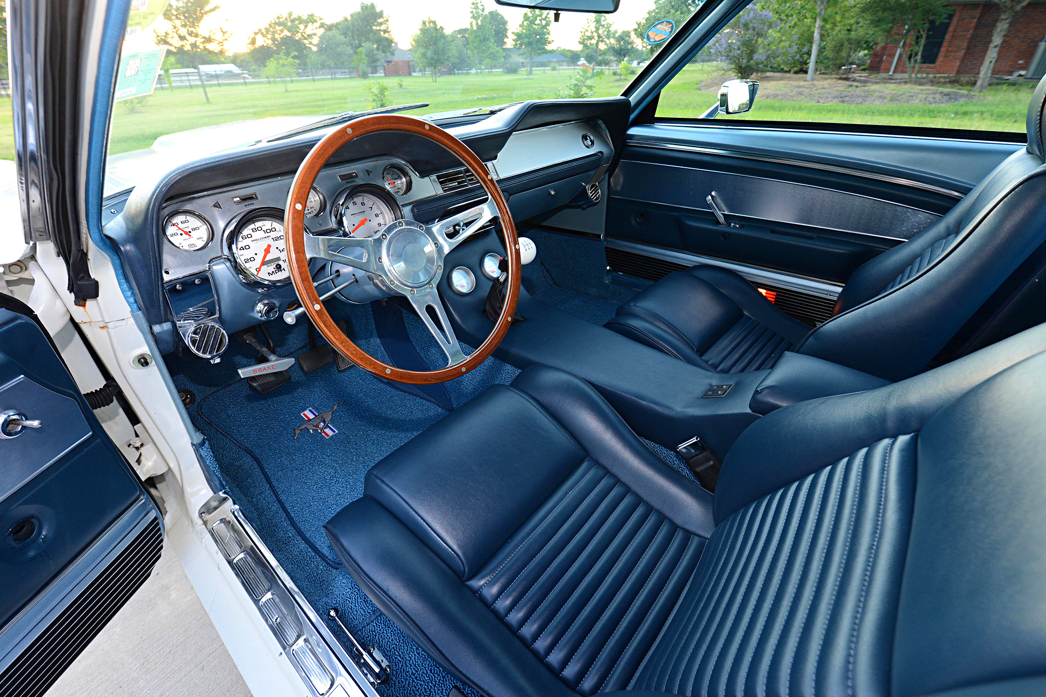 1969 ford mustang fastback interior