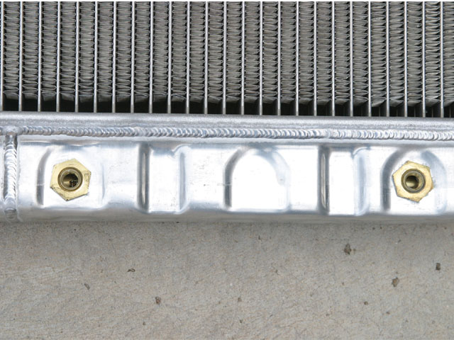 0610_mump_03z Classic_ford_mustang Aluminum_radiator_close