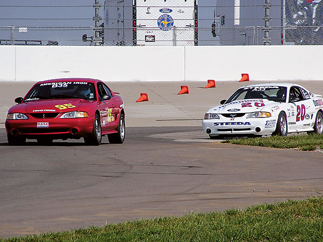0408mm_48z Ford_Mustang Front_View_Racing