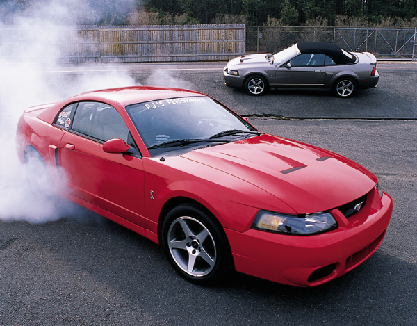 0306MM_29z 2003_Ford_Cobra Front_Passenger_Side_View_At_Track