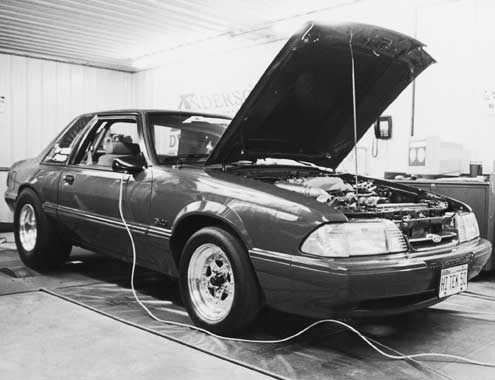 138_12z Ford_mustang_coupe Right_front_view