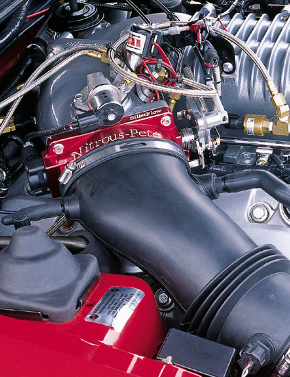 0306MM_09z 2003_Ford_Cobra Engine