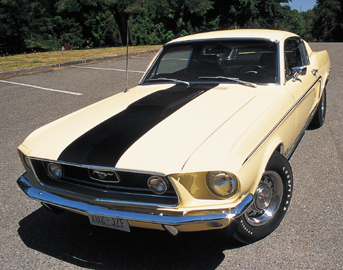 P64794_large 1968_Ford_Mustang_Cobra_Jet Front_View