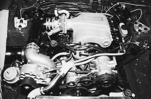 138_30z Ford_mustang Engine_view