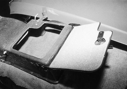 P89568_image_large