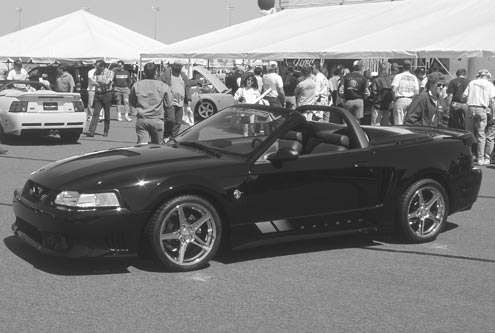 P94266_large 1999_Ford_Mustang_Convertible_Saleen Driver_Side