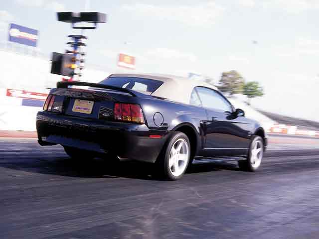 0110mmfp_03z 1999_ford_mustang_cobra Right_rear_view