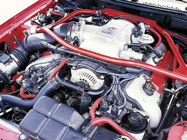 0110mmfp_16z 1997_ford_mustang_cobra Engine_view