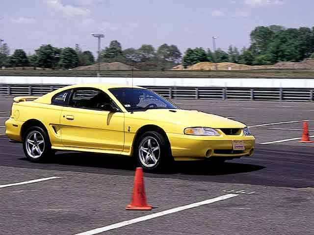 0110mmfp_19z 1998_ford_mustang_cobra Right_front_view