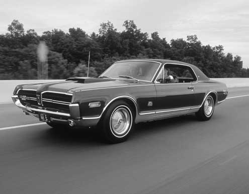 P51417_large 1967_Mercury_Cougar Front_Driver_Side