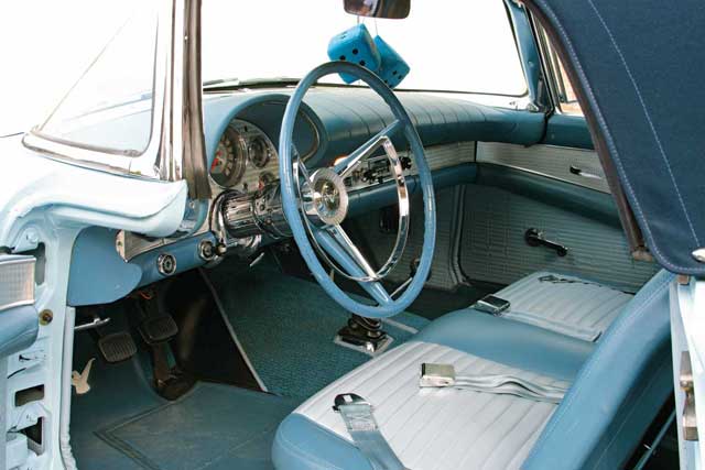 Mufp_0801_bird_08z 1957_ford_thunderbird Interior