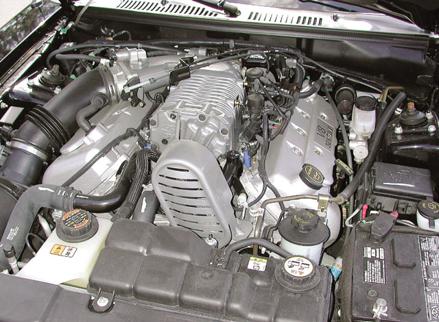 173_0306_5z 2003_Ford_Mustang_Cobra Engine