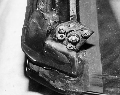 P92553_image_large