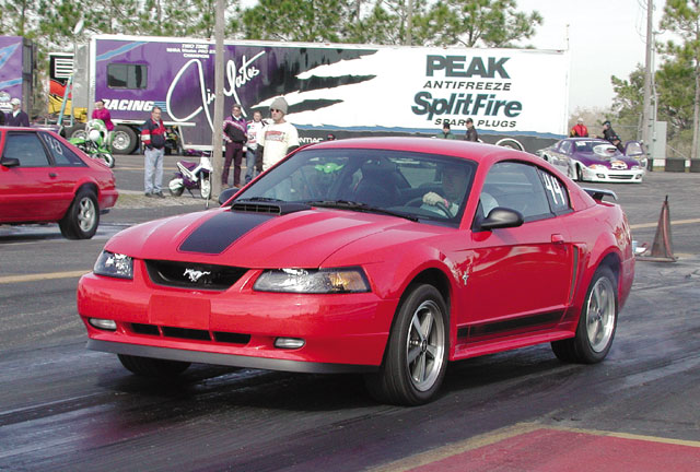 173_0306_15z 2003_Ford_Mustang_Mach_1 Front_Driver_Side