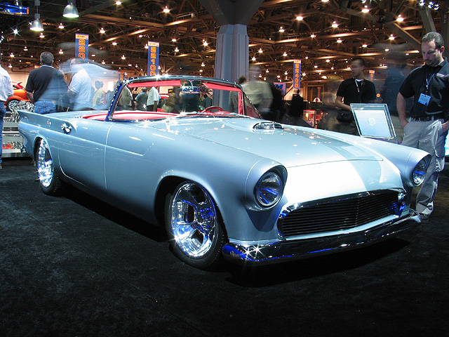 0312mm_06z 1957_Ford_Thunderbird Front_Passenger_Side_View