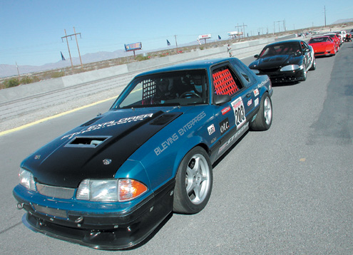 P175553_large Ford_Mustang_GT Front_Driver_Side