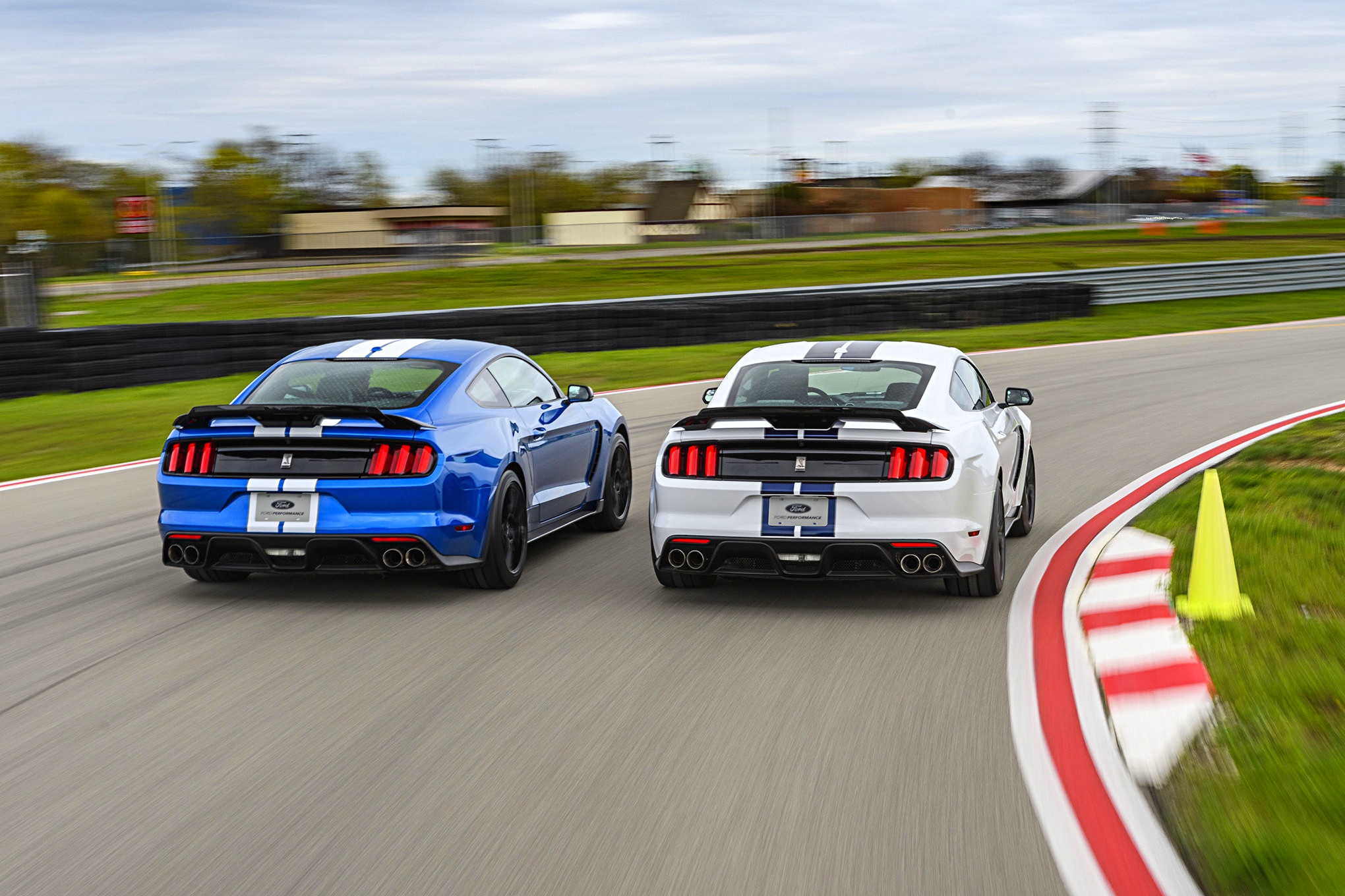 2019 Shelby GT350 Drive Gallery 2204