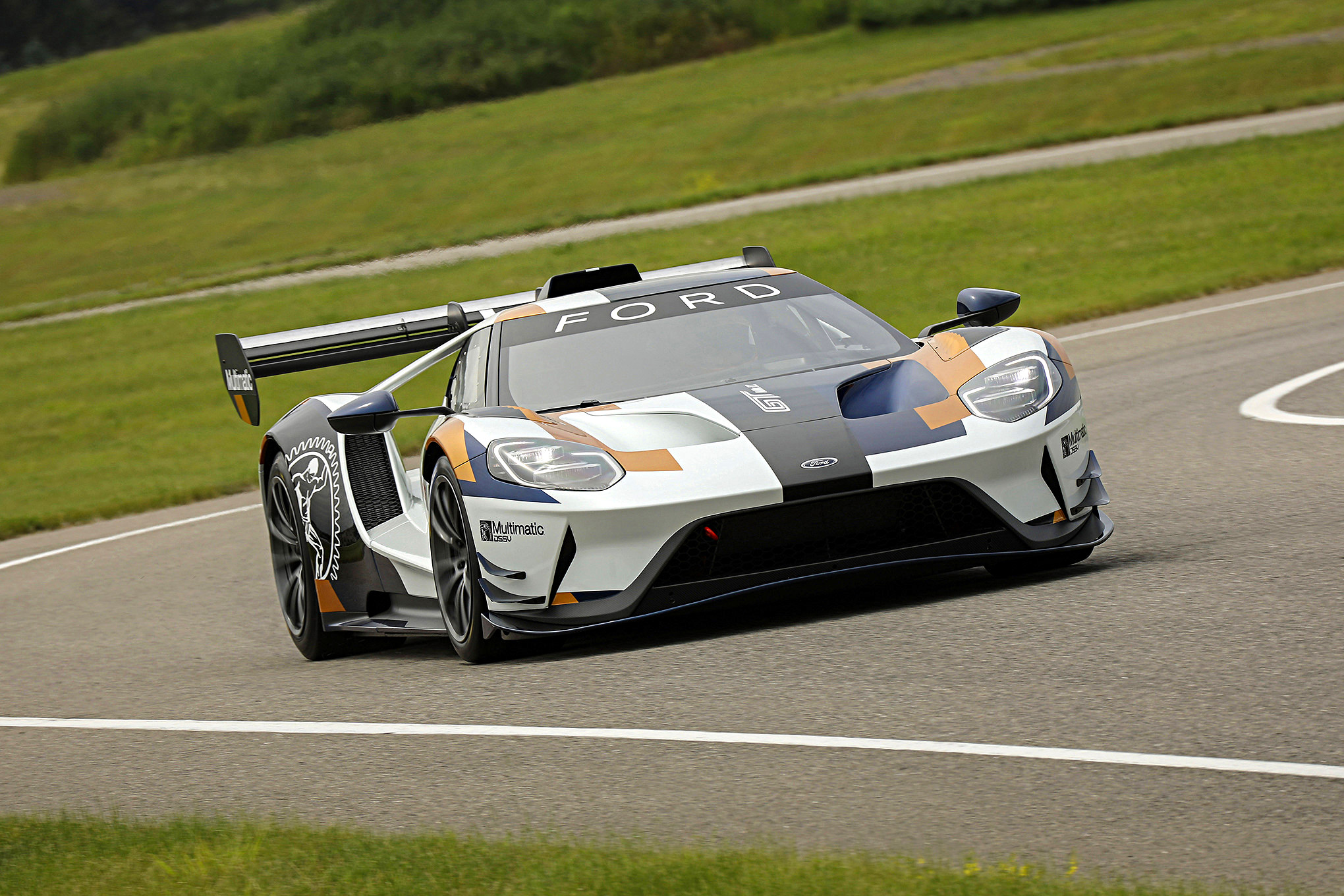 22 Ford GT MKII Goodwood Announcement_Gallery